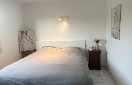 Lovely Holiday Home in Loire for 10 - Photo 23