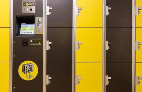 Trendy Urban Hideaway in Madrid - Photo 13