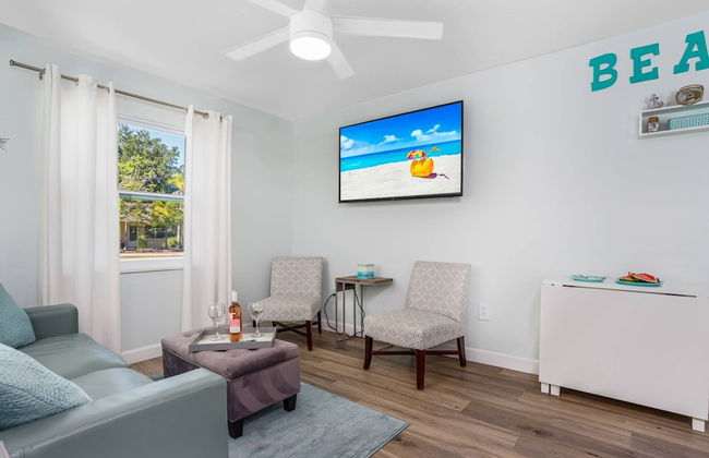 Modern Grove Beautiful 3 Bedroom Home - Foto 32