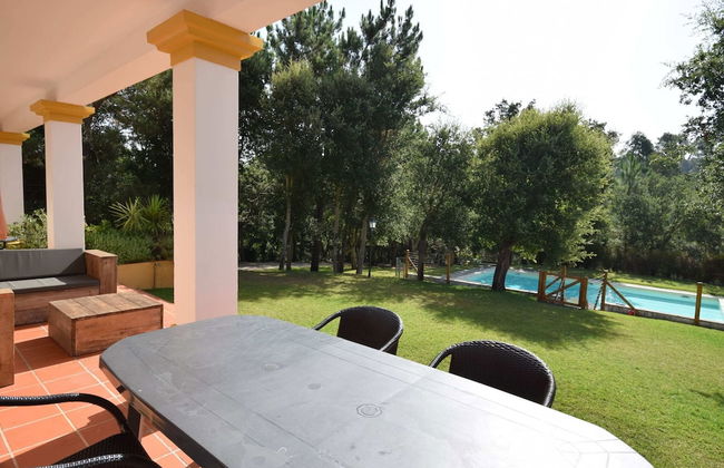 Family Retreat With Pool; Caldas da Rainha - Photo 17