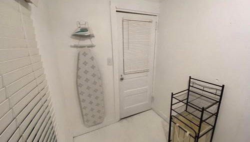 Serenity on over an acre easy access to 311 and HPU - Foto 2