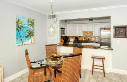 LaPlaya 104A Gulf front Walk right from your lanai onto the private beach - Foto 21