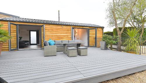 Cheerful 1BD Cottage With Parking Nr Guildford - Foto 2