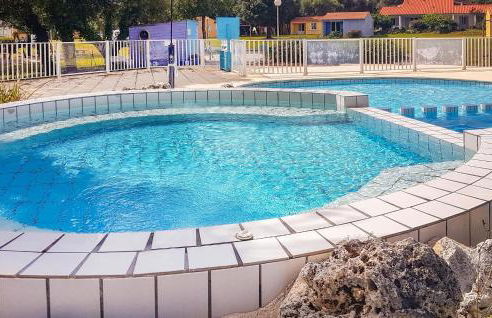 Pet Friendly Home In Saint-Savinien - Foto 10