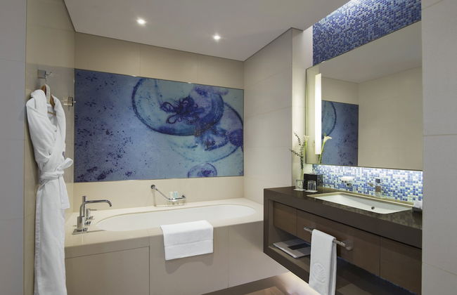 Capital Centre Arjaan by Rotana - Photo 33