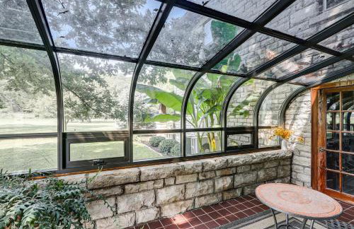 Pet-Friendly Home Grill and Fire Pit in Manhattan - Foto 26