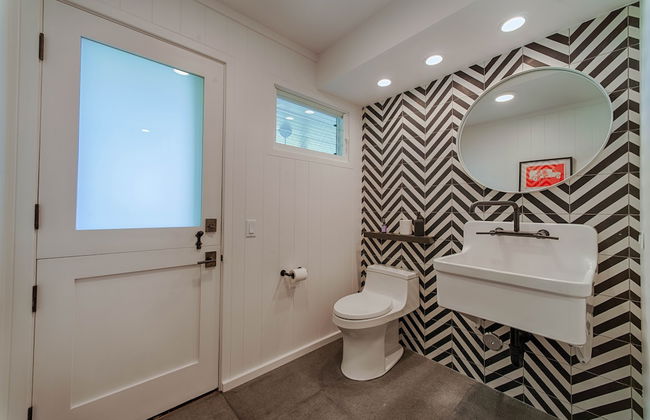 Hanalei Beach House 5 Bedroom Home by RedAwning - Photo 32