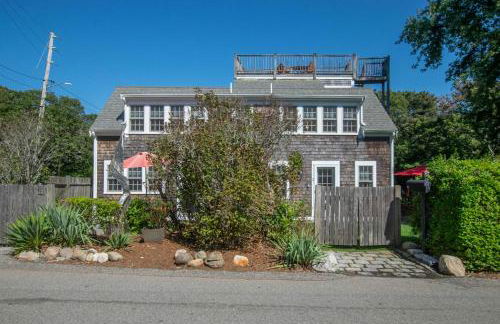 3 Newly Renovated Condos w Water Views - Foto 1