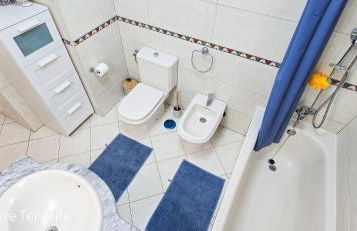 Mona Golf - South Tenerife - Aircon, private parking with heated pool - Photo 13