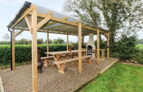 Copybush Cottage - Photo 32