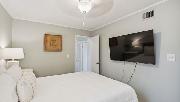 SPC 1034 is a Pet Friendly 1 BR with Free Beach Service for 2! by RedAwning - Foto 4, Habitación