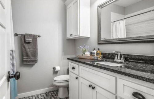 Just Like Home #6: Norman: It's Game Time (campus) - Foto 61