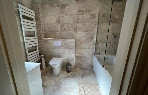 Spacious bungalow with large private garden - Foto 16