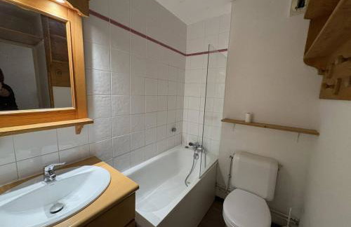 Appartement 3 pièces au pied des pistes, balcon, 7 personnes - FR-1-351-61 - Foto 7