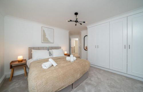 2 Bed Flat in Woking Central - Foto 1