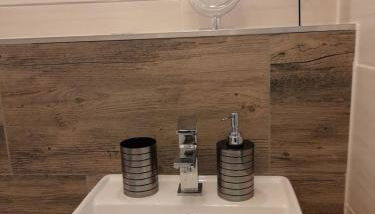 Tiny house with gallery and garden for 3 people - Foto 3