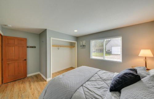 Beachfront Sagle Retreat with Boat Dock and Lift - Foto 23