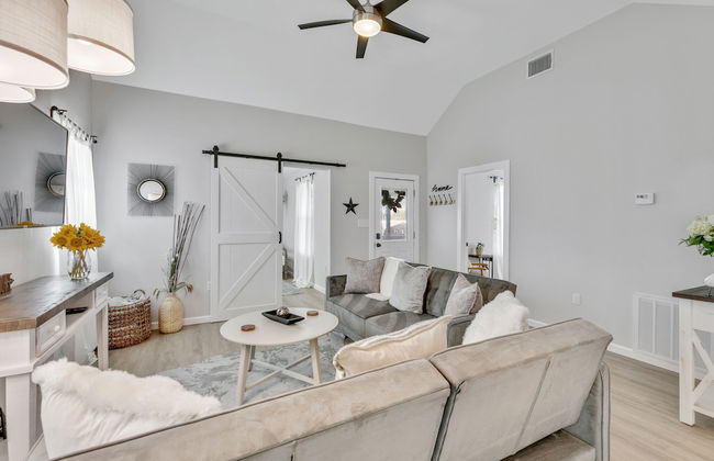 Stunning Haus With Hot Tub, Grill & Fire Pit! - Foto 17