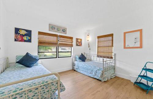 Surf Drive - Ultimate Beach Getaway for Families - Foto 8