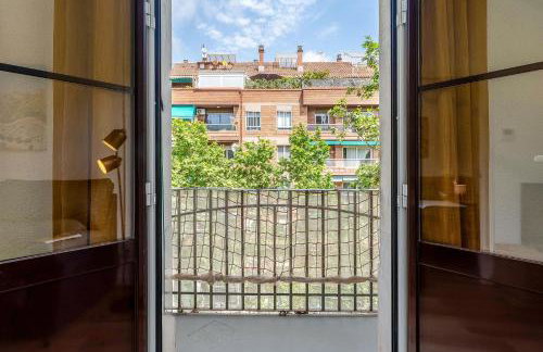 AB Poble Sec - Plaza España - Foto 71