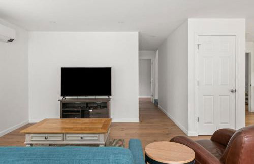 Modern Coastal Retreat on Cottage Road - Foto 20