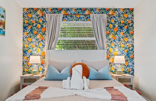 Your own 5BR Private Oasis! wPrivate PoolPickleball - Photo 25