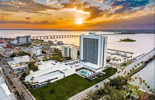 City of Palms Retreat - Downtown - Pool - City - View - Foto 21