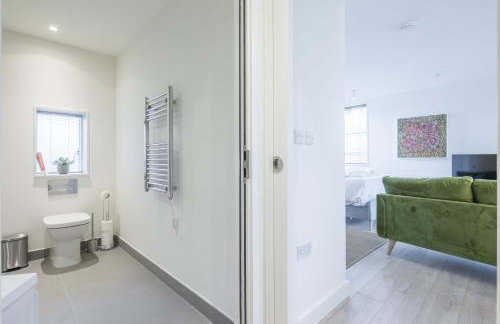 Superb Central Apt River Views & Parking - Foto 8