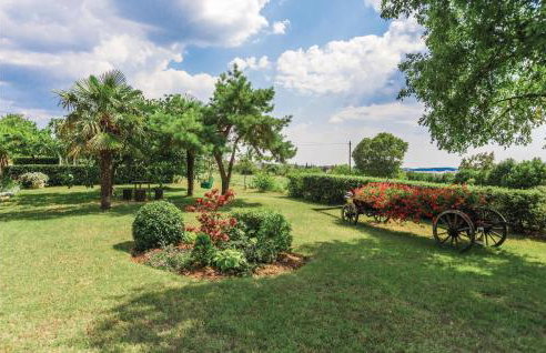 2 Bedroom Amazing Apartment In Kanfanar - Foto 10