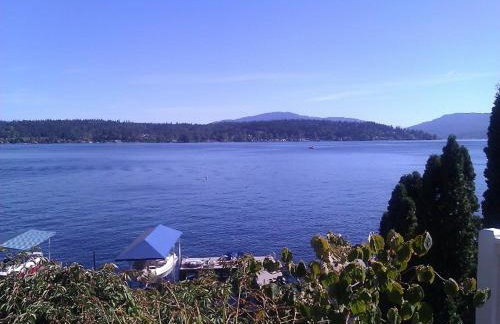 3 bed Lake Sammamish Waterfront + Peloton Bike - Foto 56