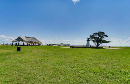 1 Mi to Beach Home with Patio and Grill in Hampton! - Foto 29