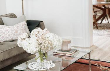 Designer Home 2 Bedroom - 20min to NYC WTC - Private Backyard - Foto 13