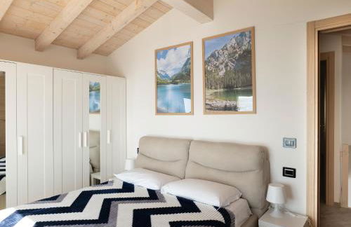 EnjoyIseoLake - Cherubino - Nice 2 floors apartment with pool, terrace and a terrific lake view - Photo 20