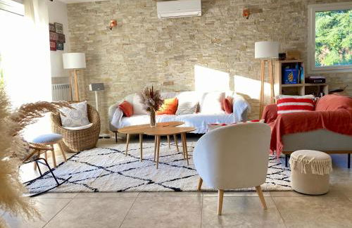 VILLA CARAMONTINU SERENA à Pinarello, proche plage, vue mer, piscine chauffée - Foto 10