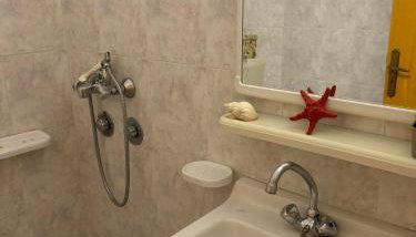 Davis Studios & Apartments - Ήλια Βόρειας Εύβοιας - 1' από τη θάλασσα - Foto 2, Shower