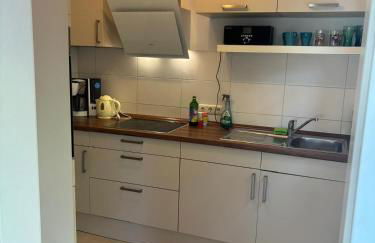 schöne Einliegerwohnung mit Stellplatz - Foto 12