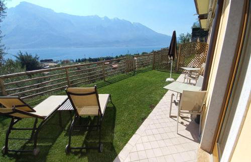 Villa Imelda, panoramic apartments with Lake Garda views - Foto 8