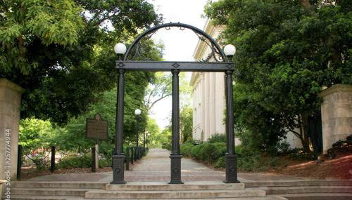 Cozy Cottage - Walk to Campus, Stadium, Downtown - Foto 5