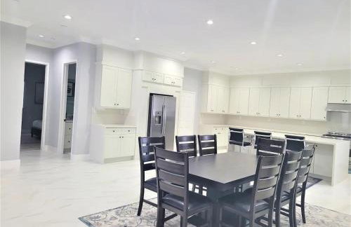 Huge Family Home Near Disneyland & SoCal Beaches - Foto 14