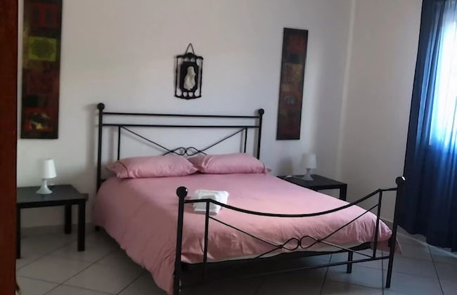 Sun Kissed Holiday Home in Agnone near Beach - Foto 3