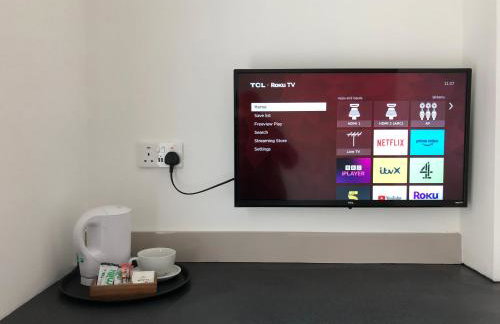 Studio in Bolton town, Short stay studio 3, - Foto 2