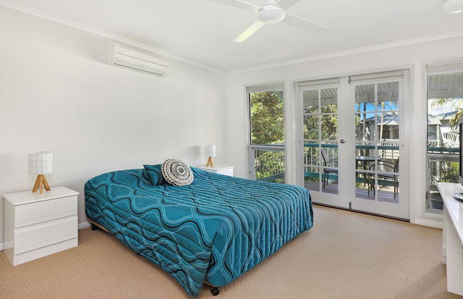 Coral Beach Noosa Resort - Photo 12