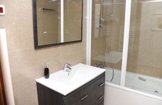 Mola! Suites - Photo 20