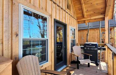 Wooden Chic Cabin Fully Stocked near Tappan Lake in Ohio - Foto 3
