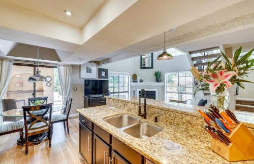 5 Mi to Hiking and Golf Phoenix Gem with Pool Access - Foto 11