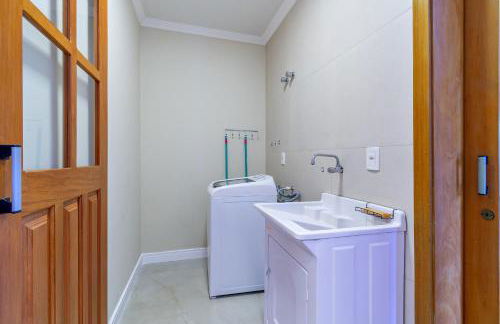 Belíssima Casa 3 Quartos 5 Minutos do Centro - Foto 30