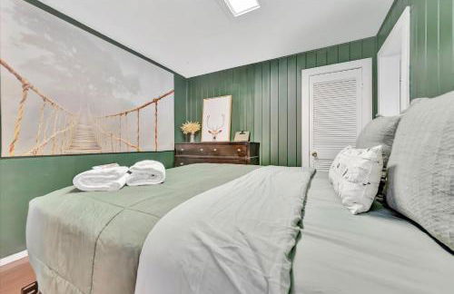 Swann Ave Suite Walk to Bayshore & Hyde Park - Foto 18