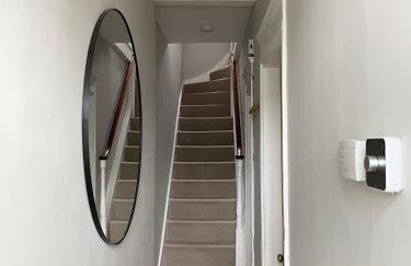 The Harborne Home opposite QE hospital & Birmingham university - Photo 29