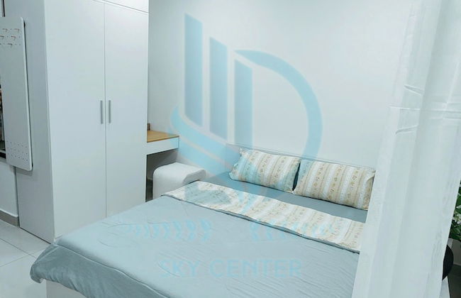 Luxury 2-bedroom Apartment - Photo 5