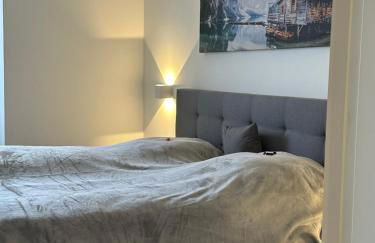 8-LIVING Apartment Houses - Foto 8